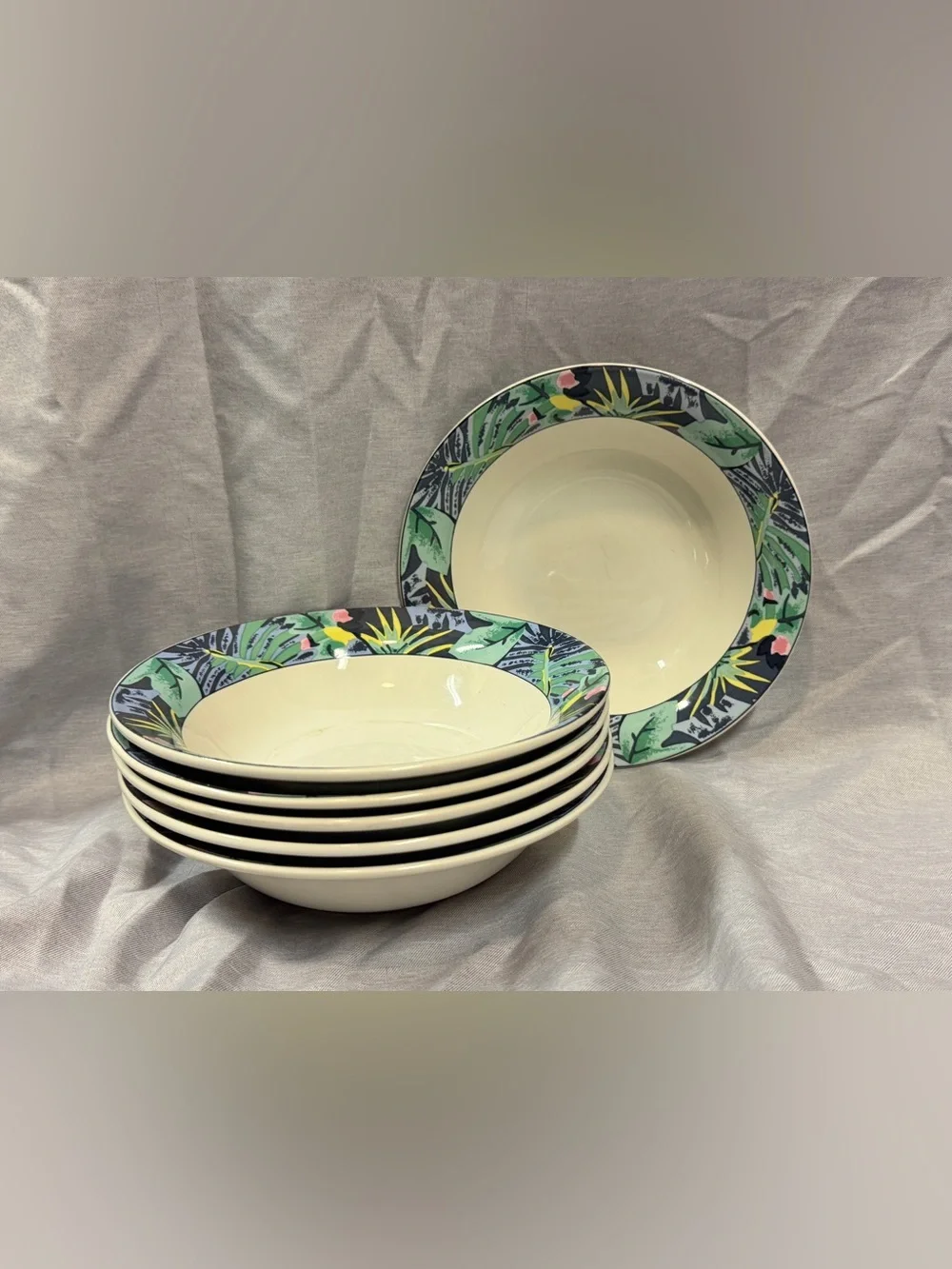 Tropical Leaf Pattern Ceramic Dinner Bowls - Cream and Green